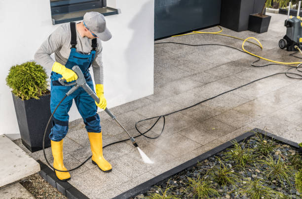 Why Choose Our Certified Pressure Washing Experts for Your Project Needs in Edgewood, IN?